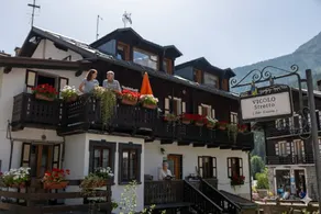 Family-oriented beautiful apartment with terrace | Mountain view | Ski nearby | Pets allowed - Image 3