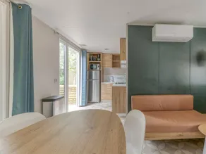 Children-friendly beautiful chalet with garden & heated pool | Mountain view - Image 5