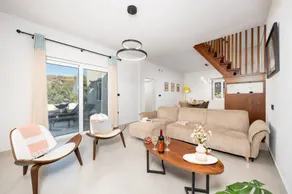 Villa avec barbecue, piscine privée et terrasse - Image 4
