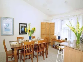Lovely unit with ocean views from top deck! - Image 4
