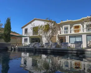 Children-friendly holiday home with jacuzzi, private pool & sauna | Garden view | Dogs allowed - Image 4