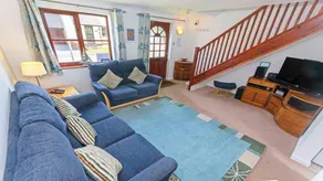 Fully equipped house with garden & barbecue - Image 5