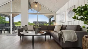 Family-oriented big house with garden, pool & barbeque | Pets allowed - Image 3