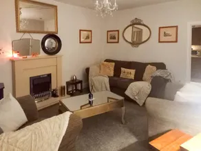 Family-friendly wonderful cottage with garden | River view | Pets allowed - Image 2