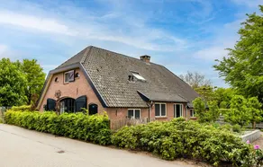 Spacious villa for 18 persons with private swimming pool - Image 2
