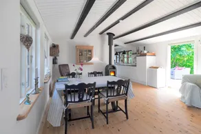 House with BBQ & terrace - Image 3
