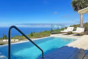 Voll ausgestattetes wunderschönes Ferienhaus mit Garten, privatem Pool und Grill - Image 2