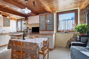 Holiday apartment with terrace & barbeque | River view - Image 2