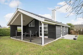 House with barbecue & terrace - Image 3