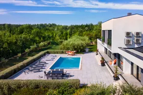 Children-friendly lovely villa with barbeque, private pool & terrace | Water view - Image 4