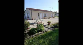 Gite with garden & BBQ - Image 2