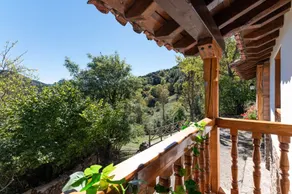 Holiday home with garden & pool | Mountain view - Image 3