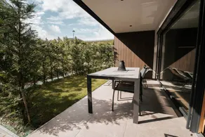 Beautiful studio with garden & terrace | Garden view | Good for workation - Image 3