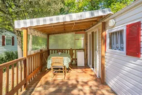 Beautiful mobile home with barbeque, terrace & garden | Garden view | Dogs allowed - Image 3