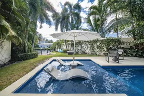 803, 4 Bed 4 Bath Luxury home close to Atlantic Ave - Image 5