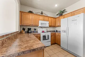 Family-friendly villa - Image 4