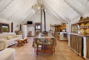 Holiday Home 'La Barraca Den Salvador' with Private Terrace, Private Garden and Wi-Fi - Image 4