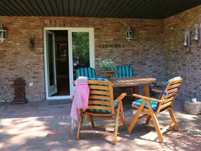 Ferienhaus mit Grill, Garten und Terrasse | Gartenblick - Image 2