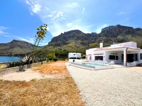 Holiday home with private pool, garden & terrace | Lake view - Image 4