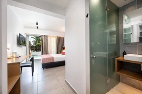 Superior Doppelzimmer mit Swim-up-Pool – Blick ins Landesinnere - Image 5