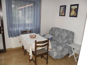 Ferienwohnung mit Grill und Terrasse | Gartenblick - Image 2