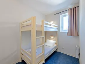 Condo with sauna, terrace & pool - Image 5