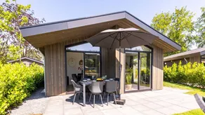 Maison avec sauna, terrasse et jardin - Image 2