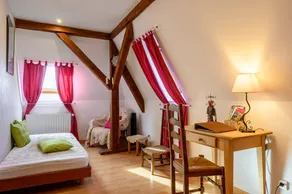 Family-friendly wonderful bed and breakfast with terrace & garden | City view - Image 5