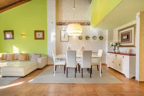Maison de vacances avec internet haut débit et terrasse | Vue montagne | Parfaite pour le travail à distance - Image 2