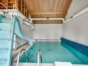 House with sauna, private pool & barbeque - Image 2