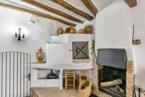 Fully equipped big holiday home with terrace | City view - Image 5