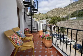 Family-oriented pleasant flat with terrace | Water view | Dogs allowed - Image 3