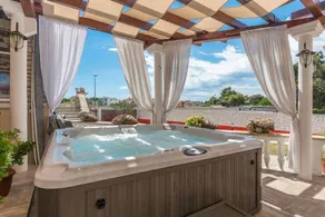 Fully equipped charming villa with BBQ & terrace | Close to the beach - Image 3