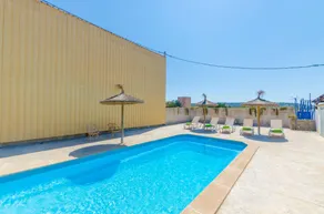 Chalet with garden, pool & terrace - Image 5