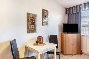 Room 'Albrechtshof Premium Room 12' with Shared Terrace and Wi-Fi - Image 2