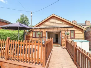 Family-oriented beautiful cottage with garden | Pets allowed - Image 2