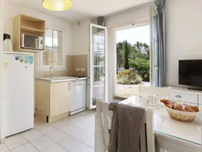 Nice apartment with terrace & heated pool | Dogs allowed - Image 4