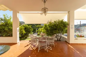 Holiday home with garden, barbeque & private pool | Mountain view - Image 4