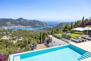 Villa con griglia, giardino e piscina riscaldata - Image 2