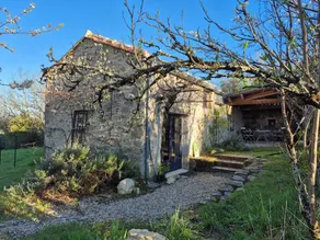 Casa vacacional con jardín, barbacoa y piscina | Vistas al jardín - Image 4