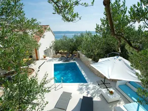 House with garden, barbecue & terrace | Nature view - Image 2
