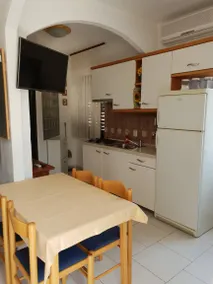Apartment with barbeque & terrace - Image 5