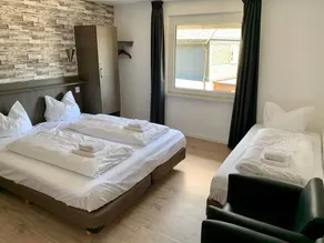 Casa vacacional apropiada para familias con jardín y barbacoa | Vistas al jardín | Esquí cercano | Admite perro - Image 3