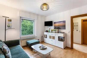 Holiday apartment with garden & terrace - Image 2