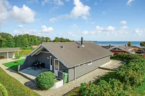 House with garden, sauna & terrace | Sea view - Image 3
