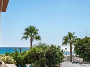 Fully equipped holiday apartment with pool | Close to the beach - Image 2