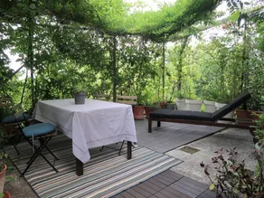 Apartment with BBQ, terrace & garden - Image 4