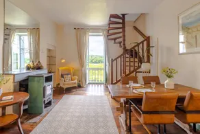 Charmante maison de vacances adaptée aux familles avec barbecue, piscine et internet haut débit | Vue jardin | Adaptée au travail à distance | Avec animaux bienvenus - Image 3