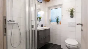 Apartment with sauna - Image 4