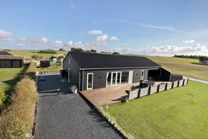 Fully equipped house with terrace & BBQ | Sea view | Pet-friendly - Image 3